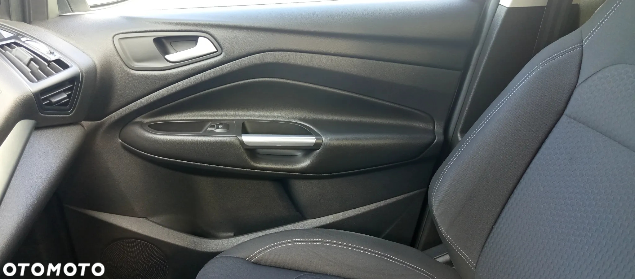 Ford Kuga - 16