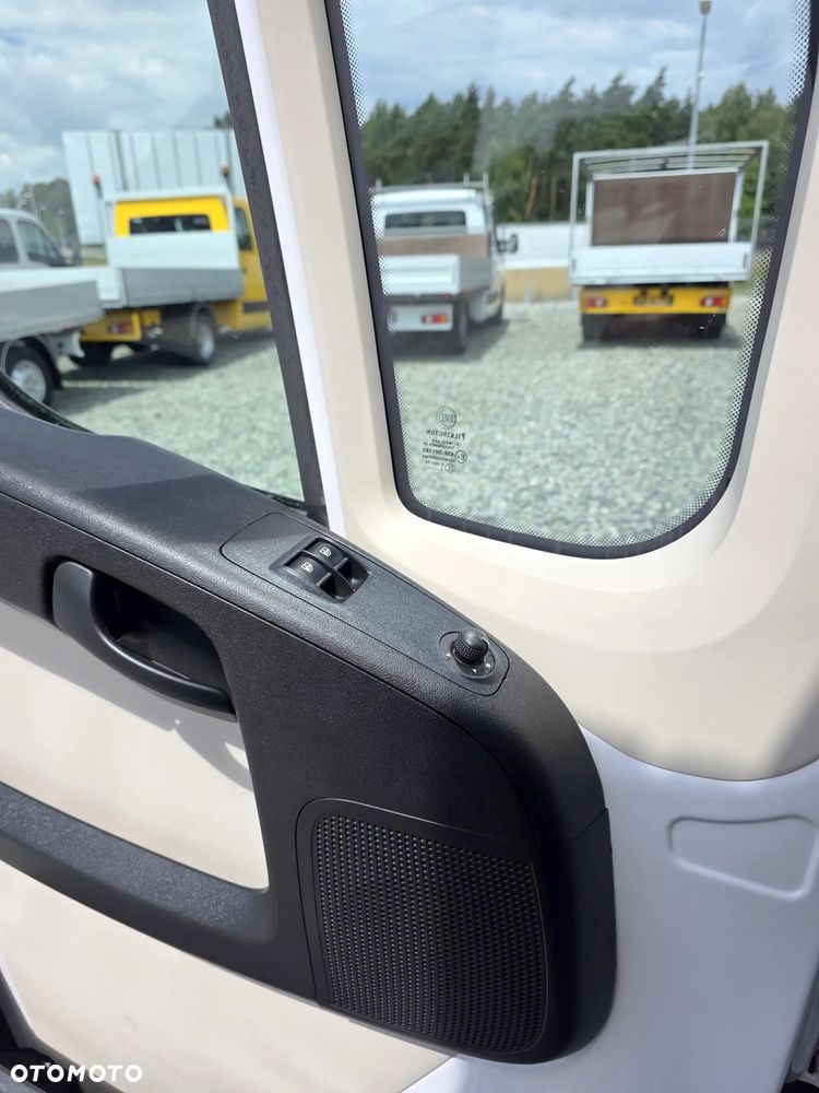 Fiat DUCATO 2,3 MJT 150 KONNY KONTENER 4,2M WINDA KLIMA WEBASTO 16 KOŁA MAX - 17