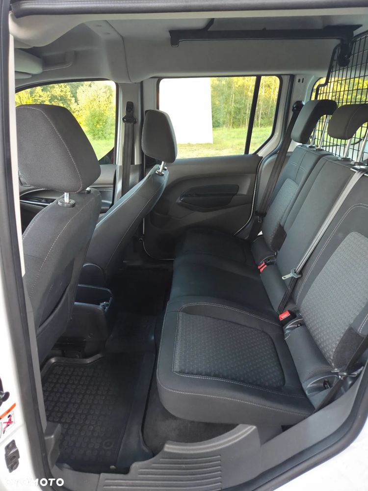 Ford Transit Connect - 10