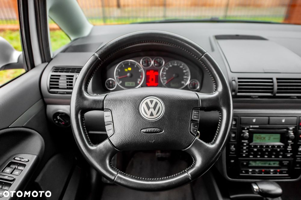 Volkswagen Sharan 1.8 5V Turbo Automatik Highline - 24