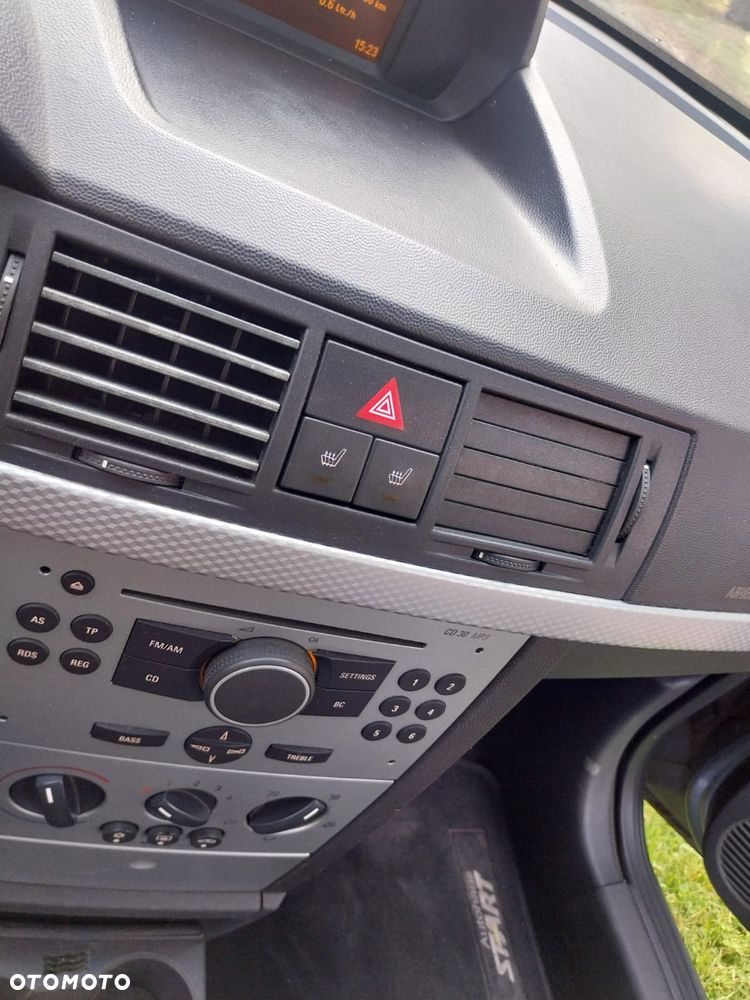 Opel Meriva - 26