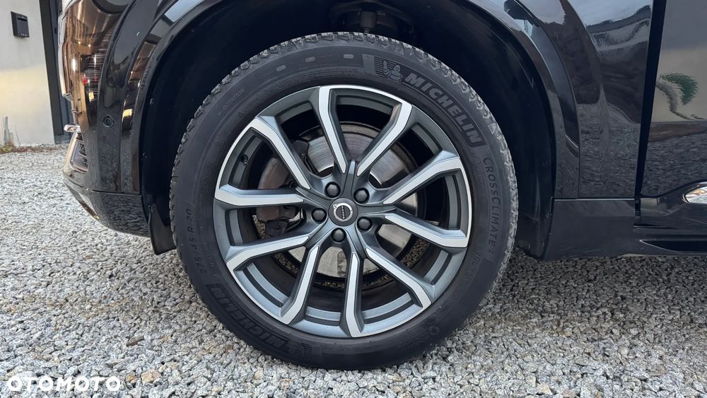 Volvo XC 90 D5 SCR AWD Inscription 7os - 28