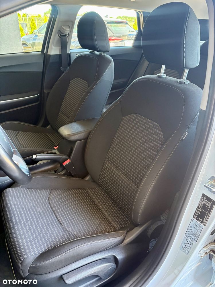 Kia Ceed 1.5 T-GDI M - 11