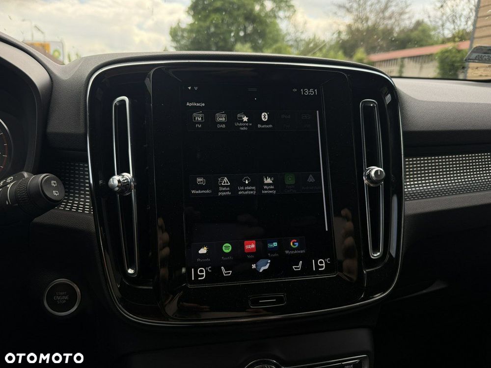 Volvo XC 40 T3 R-Design - 12