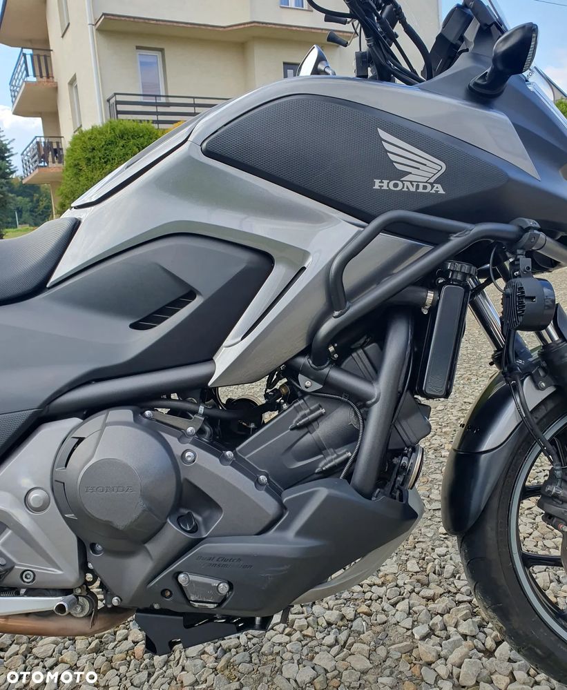 Honda NC - 16