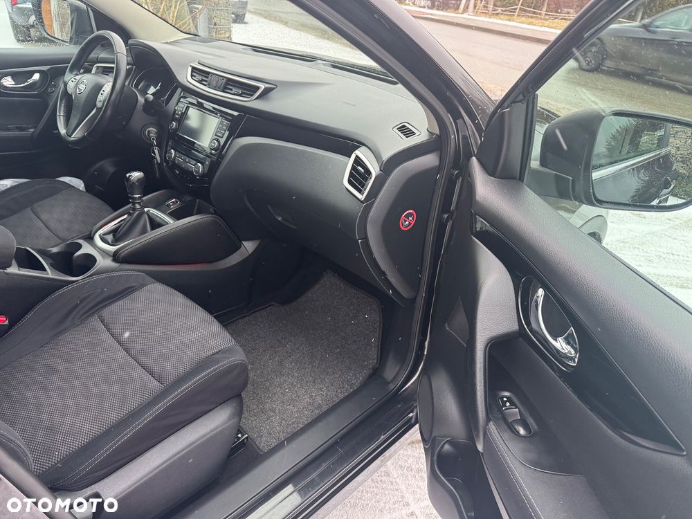 Nissan Qashqai 1.6 dCi 4 x 4 DPF Start/Stop acenta - 23