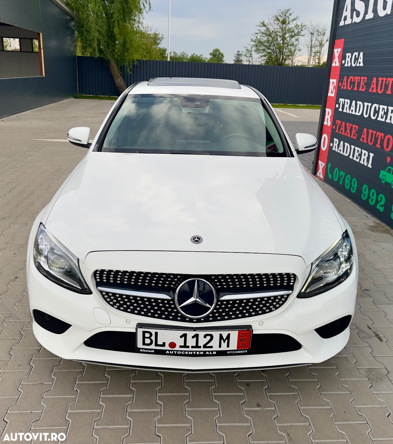 Mercedes-Benz C 220 d 4Matic T 9G-TRONIC AMG Line - 25