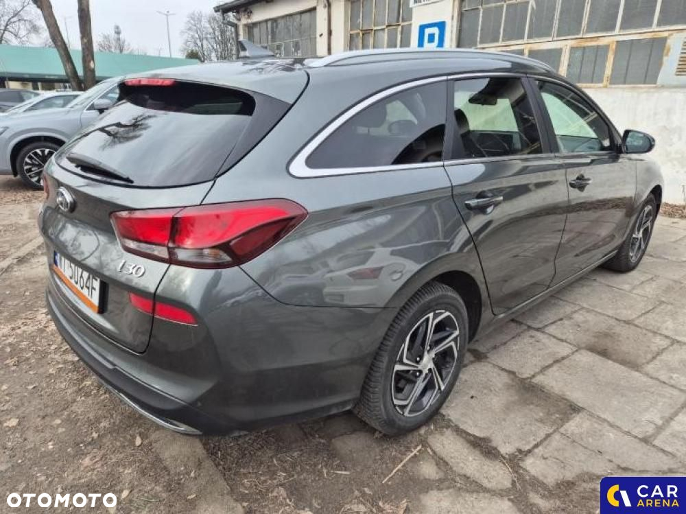 Hyundai i30 1.0 T-GDI Classic + - 4