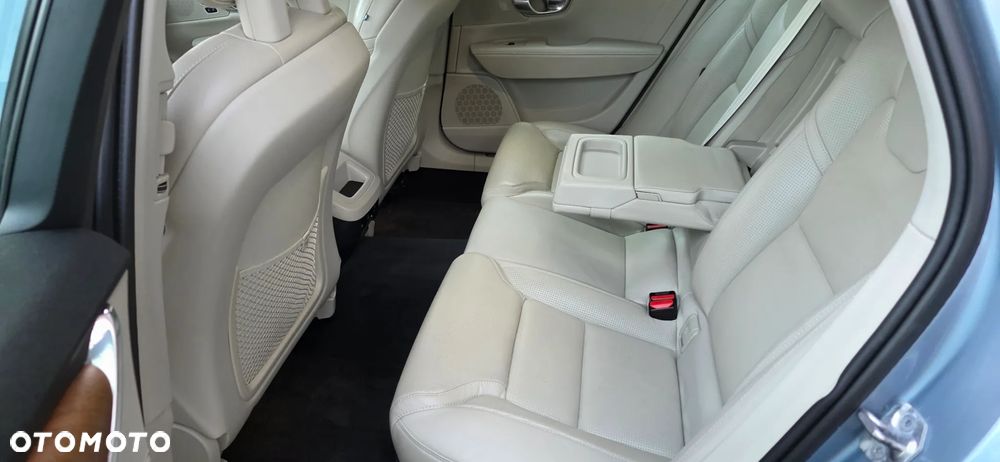 Volvo S90 D4 Inscription - 20