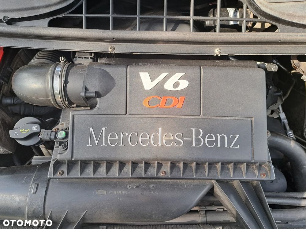 Mercedes-Benz Viano - 22