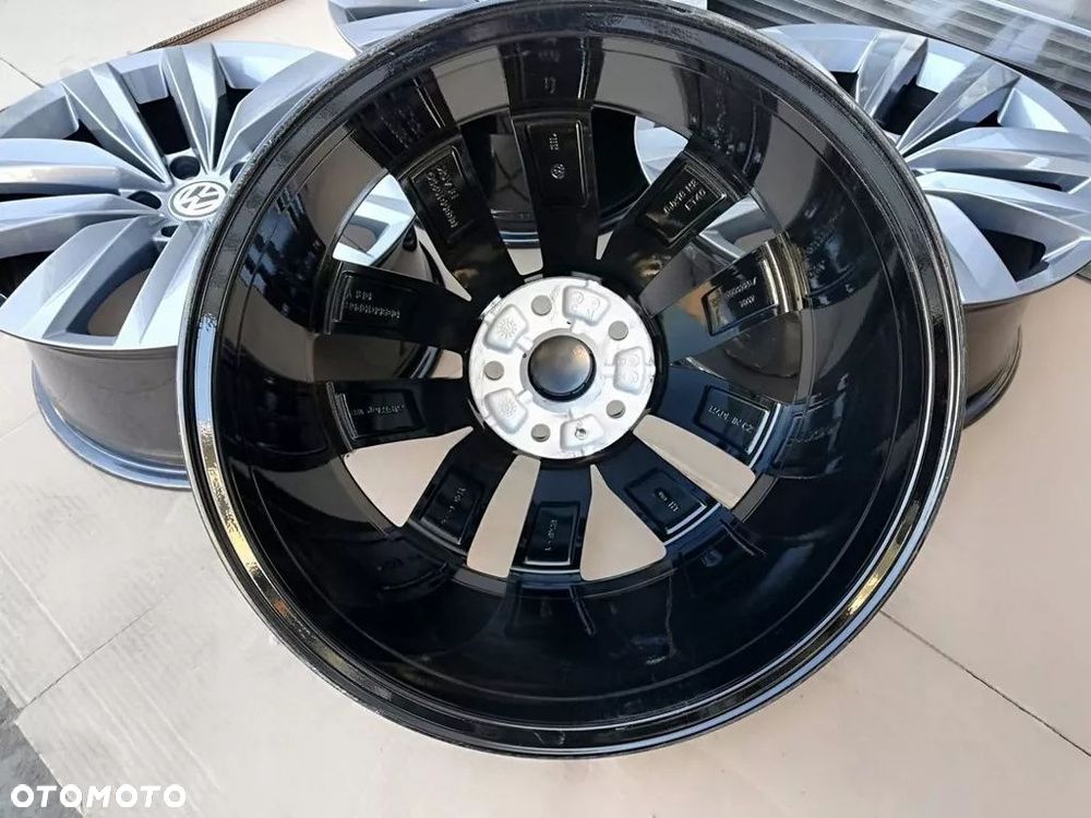 VW ARTEON GOLF T-ROCK PASSAT SCIROCO 3g8 18'' OEM - 6
