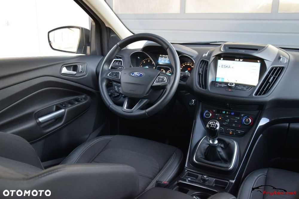 Ford Kuga - 26