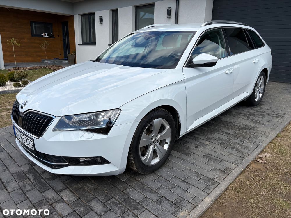 Skoda Superb 2.0 TDI Ambition DSG - 8
