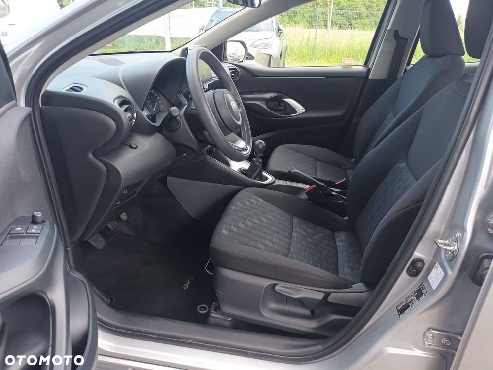 Toyota Yaris 1.5 Active - 12