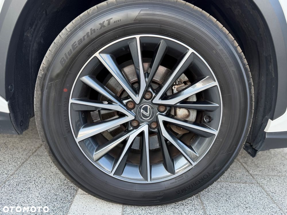 Lexus NX 350h Prestige AWD - 19