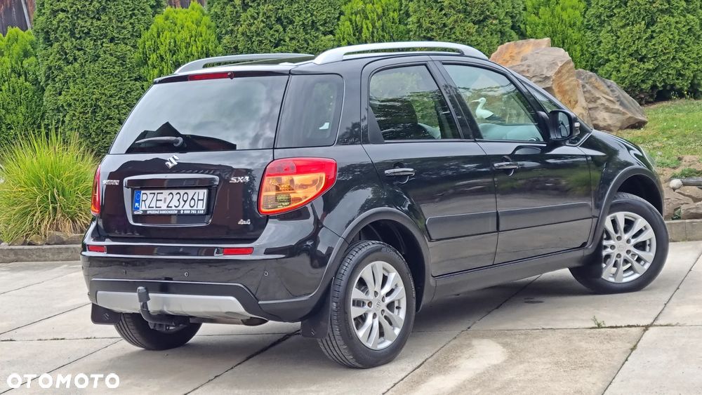 Suzuki SX4 1.6 VVT 4x4 Style - 4