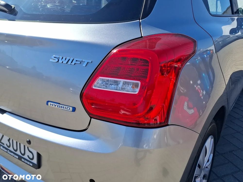 Suzuki Swift 1.2 Dualjet SHVS Premium CVT - 8