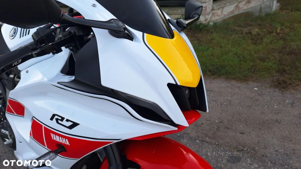 Yamaha R7 - 17