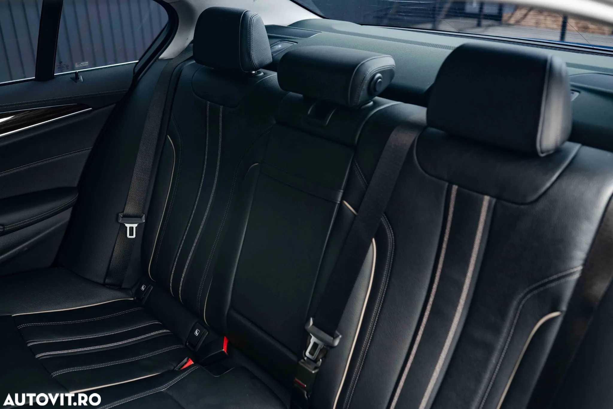 BMW Seria 5 530e Aut. Luxury Line - 29