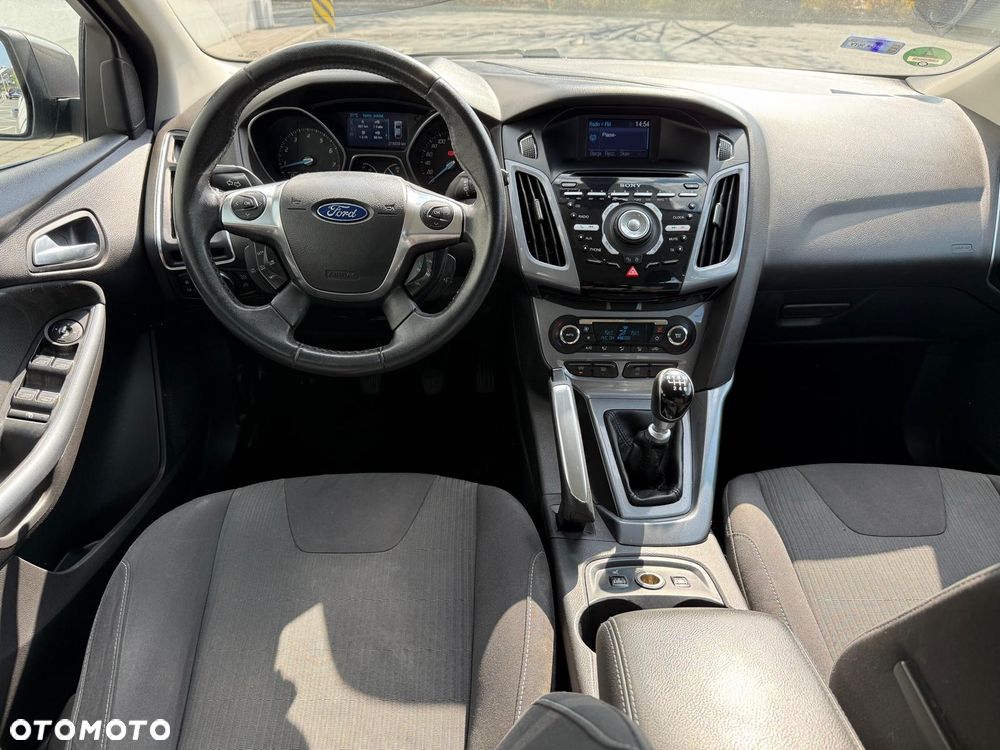 Ford Focus 1.6 EcoBoost Edition Start - 11