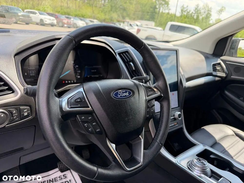 Ford Edge - 12