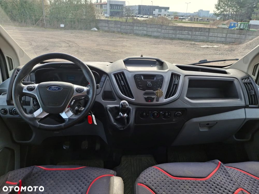 Ford Transit - 10