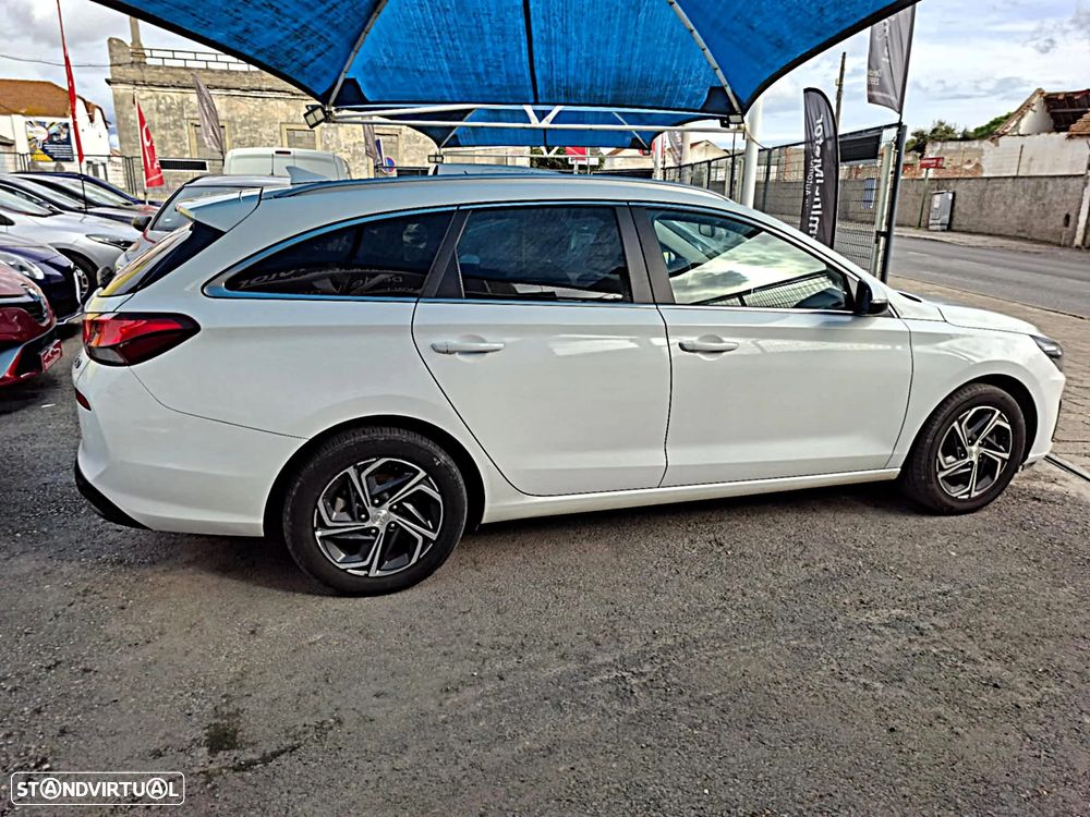 Hyundai i30 SW 1.6 CRDi Style - 9