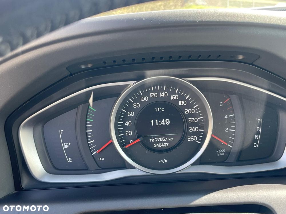 Volvo XC 60 D3 Drive-E Momentum - 2