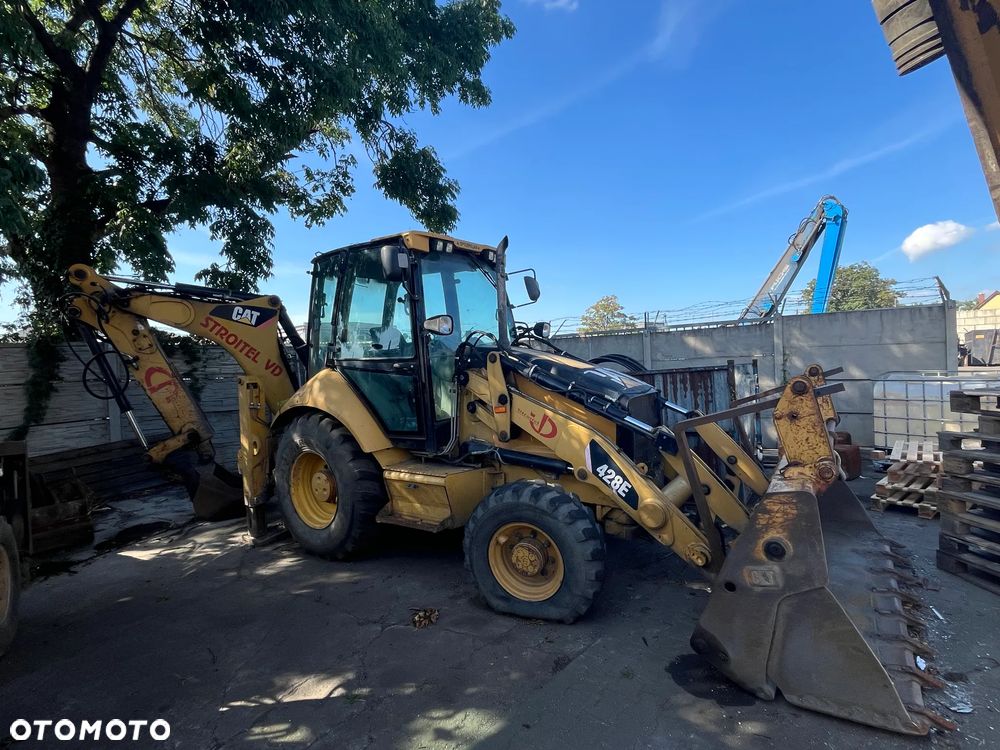 Caterpillar 428E - 1