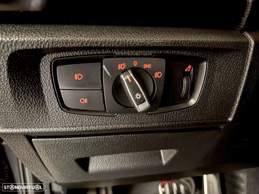 BMW 116 d Pack M Auto - 54