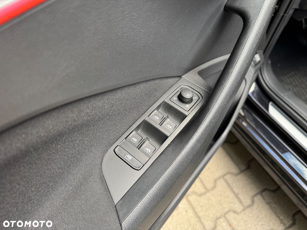 Skoda Kamiq 1.0 TSI Monte Carlo DSG - 14