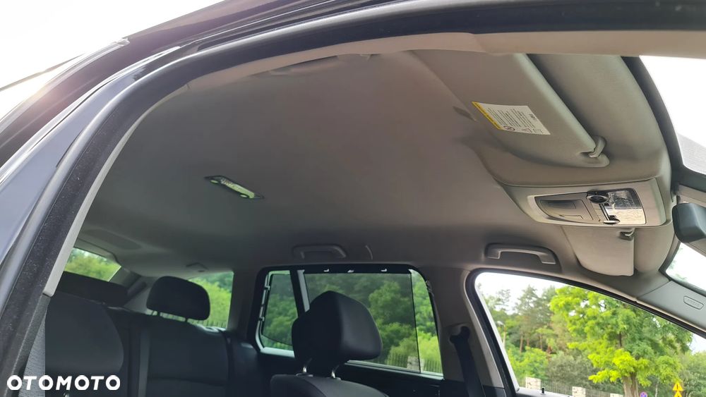 BMW Seria 5 520d - 30