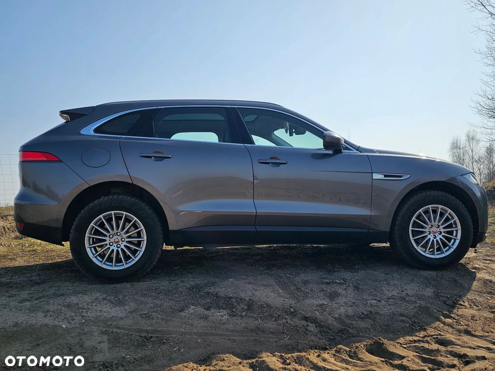 Jaguar F-Pace 2.0 i4D AWD Prestige - 4