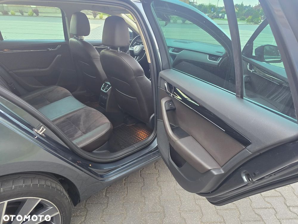 Skoda Octavia 2.0 TDI 4x4 DSG L&K - 15