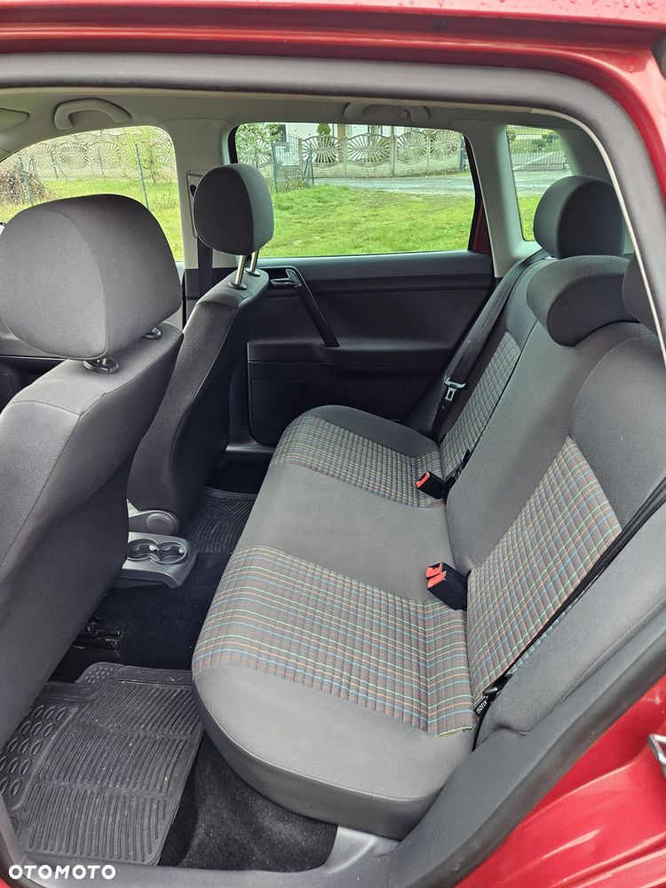 Volkswagen Polo - 7