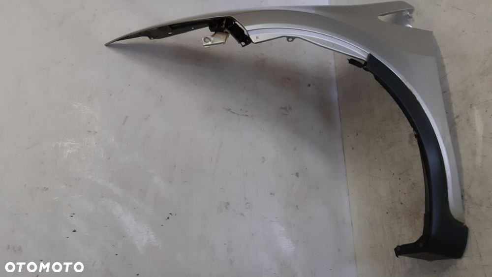 * BŁOTNIK LEWY PRZÓD HONDA CIVIC VIII UFO NH700M  SREBRNY - 3