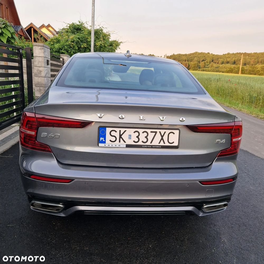 Volvo S60 B4 B R-Design - 14