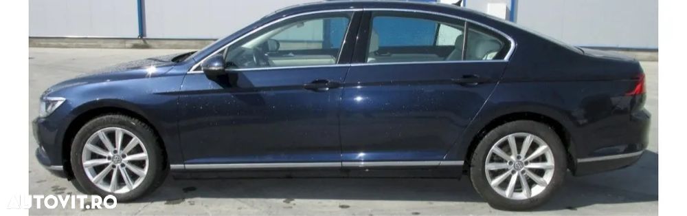 Volkswagen Passat - 13