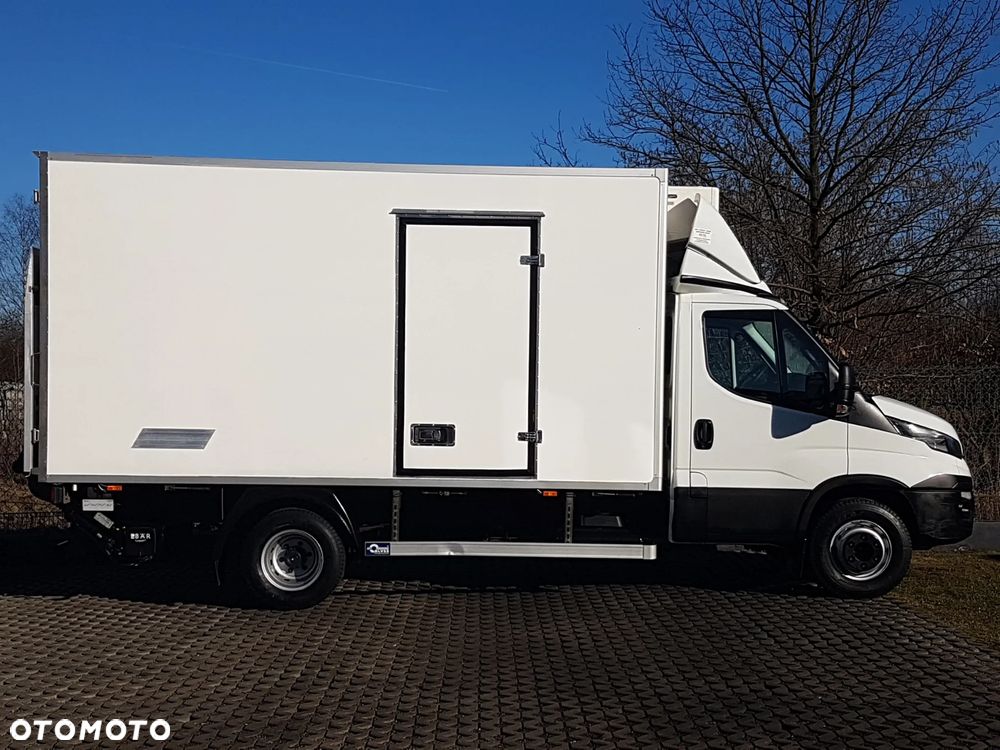 Iveco DAILY 72-180 WINDA 8EP CHŁODNIA AGREGAT IZOTERMA 4,21x2,09x2,10 GRZANIE THERMO KING V-500 MAX DMC 7,2 TONY - 12