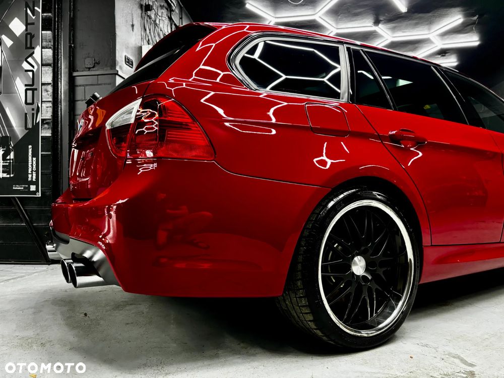 BMW Seria 3 335xi - 28