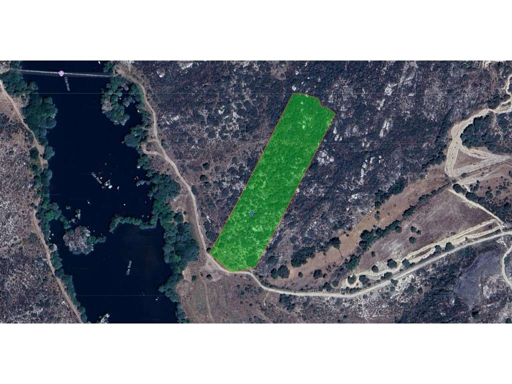 Terreno rústico junto ao Rio Coa, Junça, Almeida - Grande imagem: 2/12