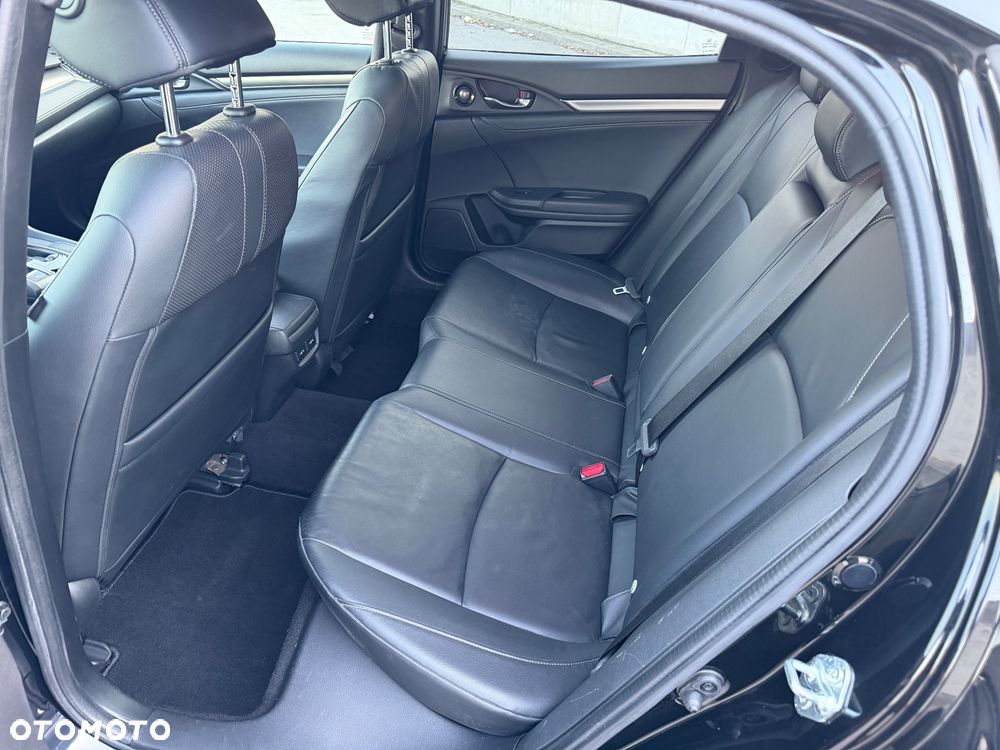 Honda Civic 1.5 i-VTEC Turbo CVT Prestige - 13