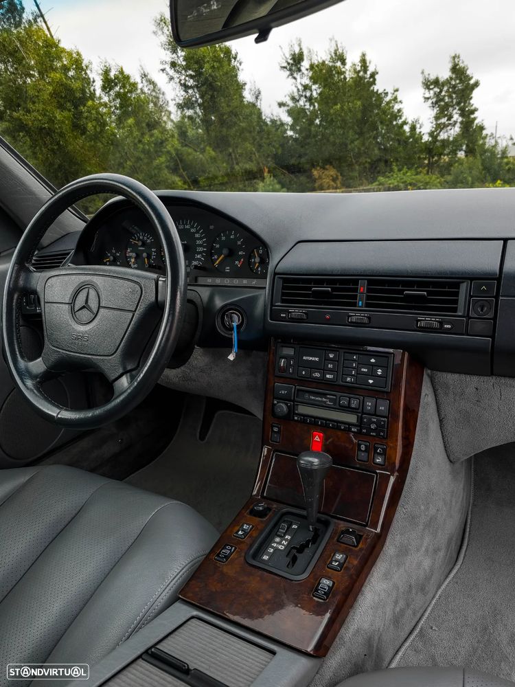 Mercedes-Benz SL 320 Standard - 37