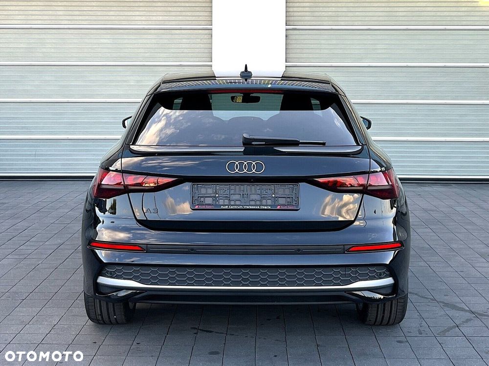 Audi A3 Sportback - 12