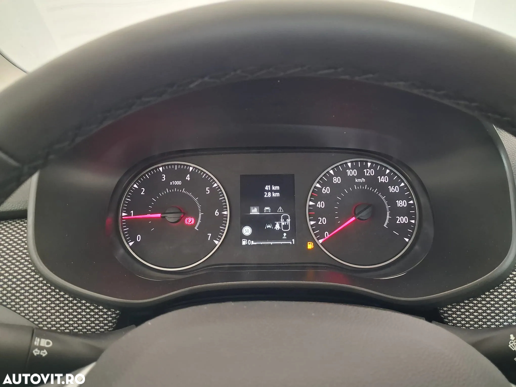 Dacia Logan TCe 90 MT6 Expression - 10
