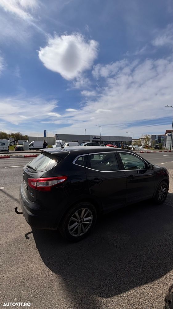 Nissan Qashqai 1.5 DCI Start/Stop N-Connecta - 3
