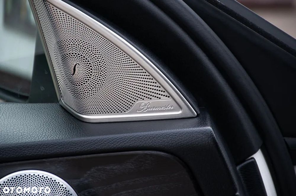 Mercedes-Benz Klasa C 400 4Matic 7G-TRONIC AMG Line - 39