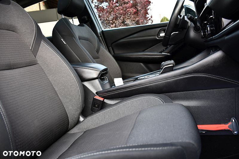 Nissan Qashqai 1.3 DIG-T MHEV Tekna+ Xtronic - 26