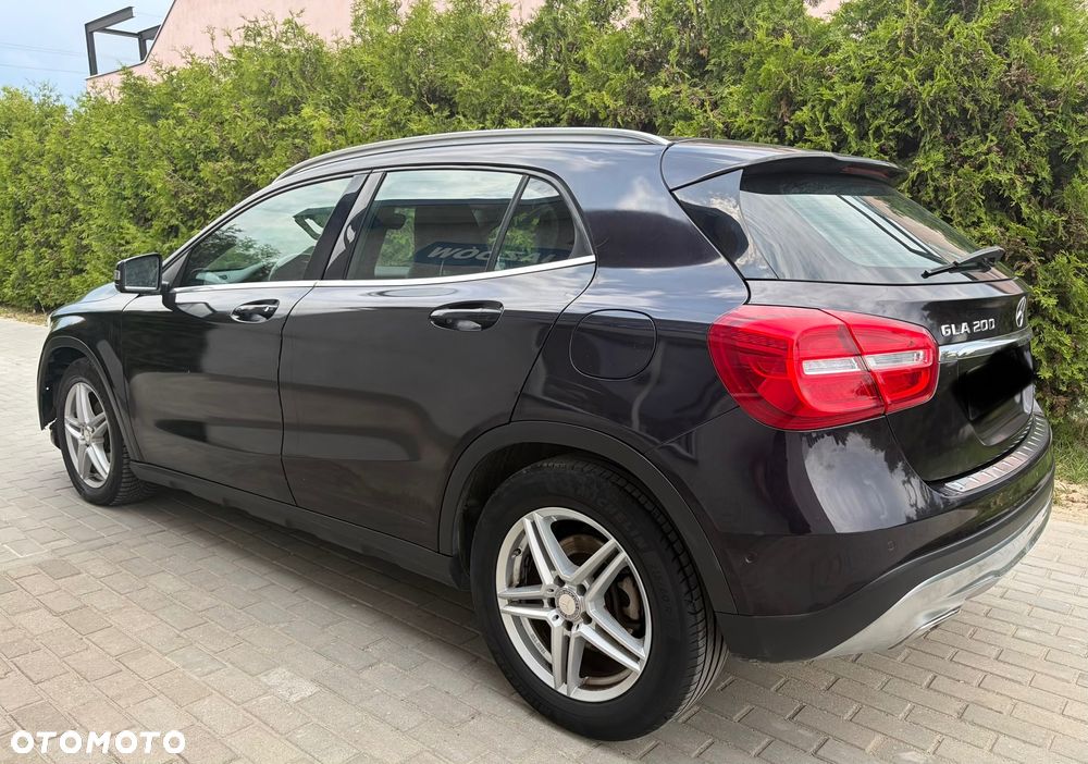 Mercedes-Benz GLA 220 d 4Matic 7G-DCT Style - 13