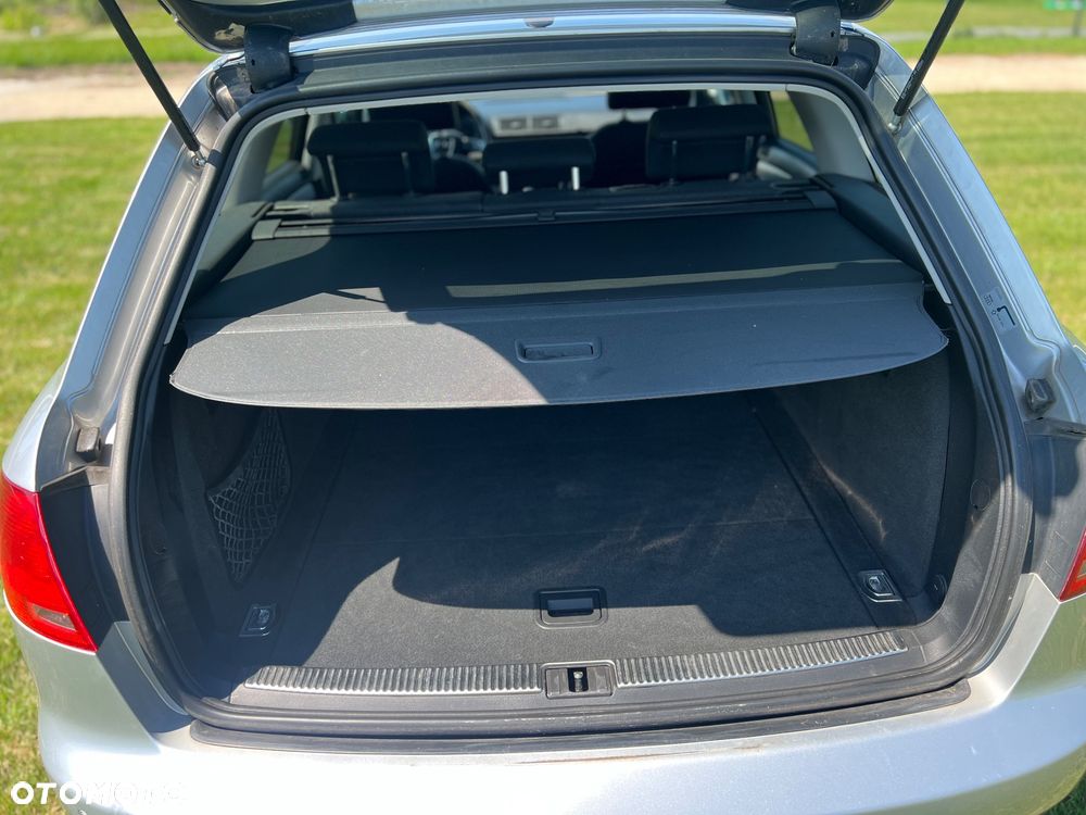 Audi A4 Avant 2.0 TDI - 10